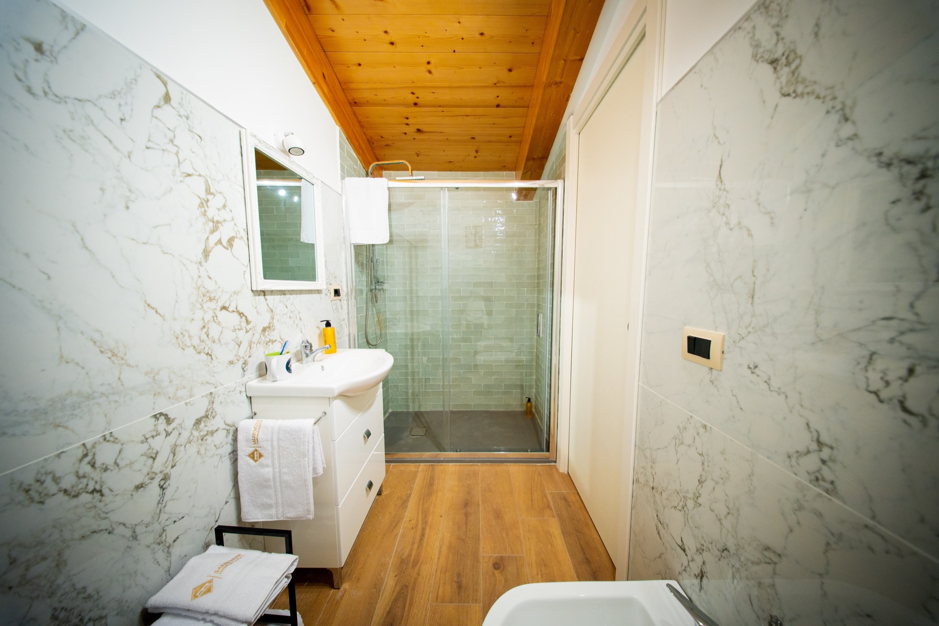 Camera 10 di Salernum Luxury Apartments